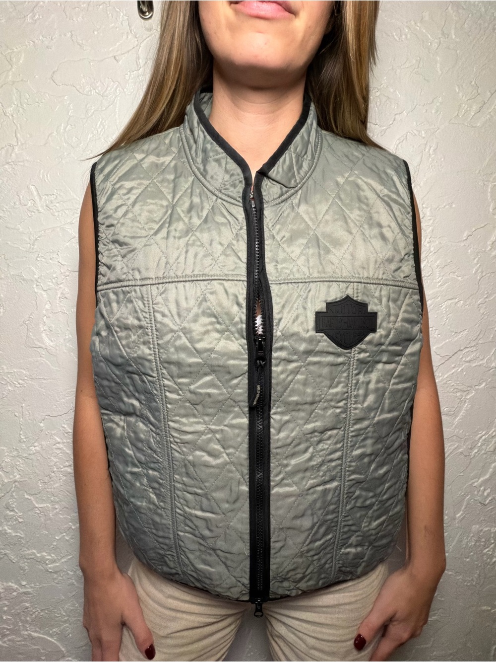 Harley-Davidson Light Gray Quilted Men’s Vest with Black Trim